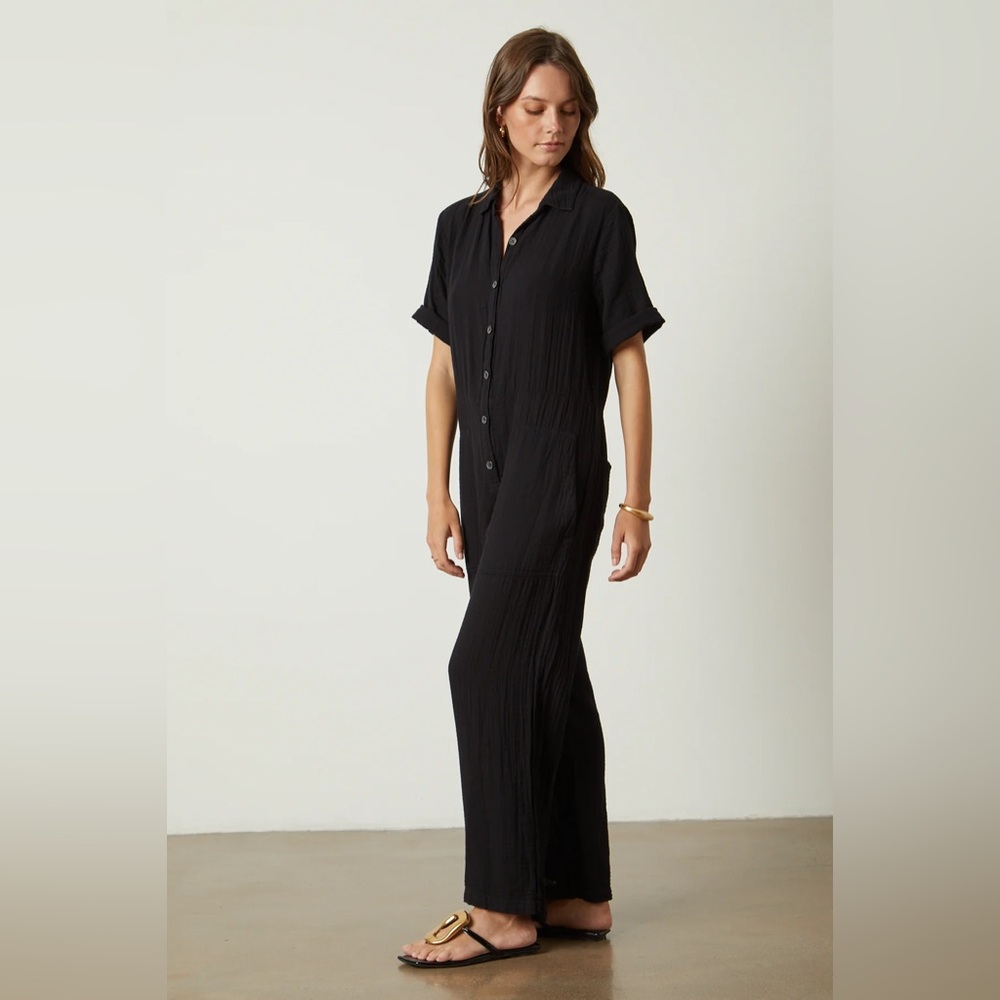 Velvet by Graham & Spencer Elia Gauze cotton black Jumpsuit sz small